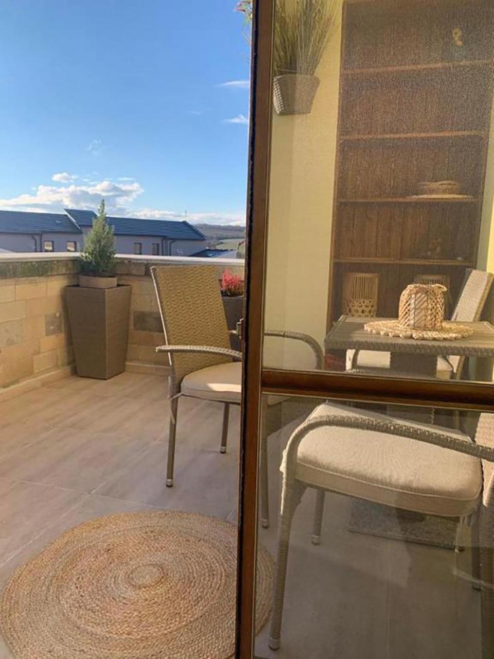 Sovirag Apartman Egerszalók Екстериор снимка